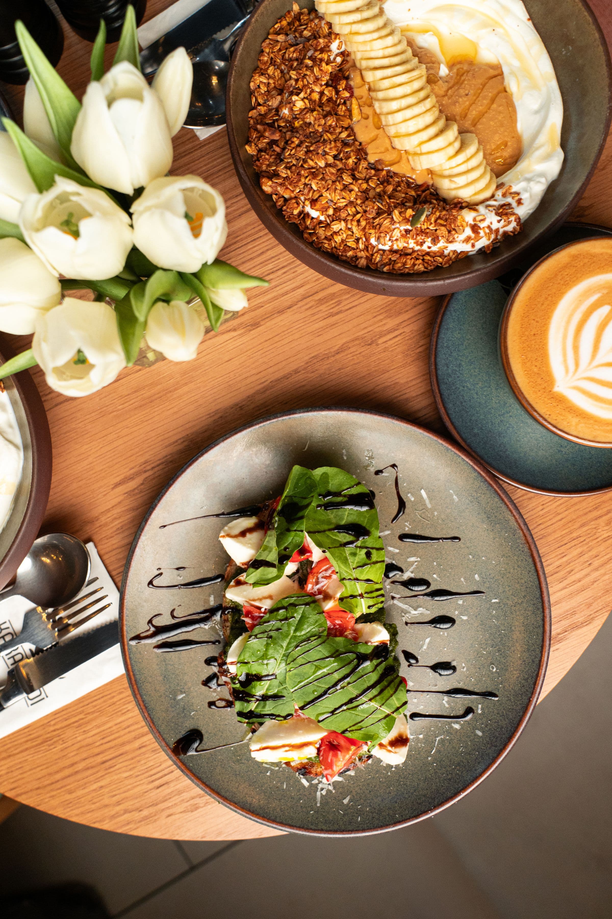 A garden-led plate served at MaMoyo Café